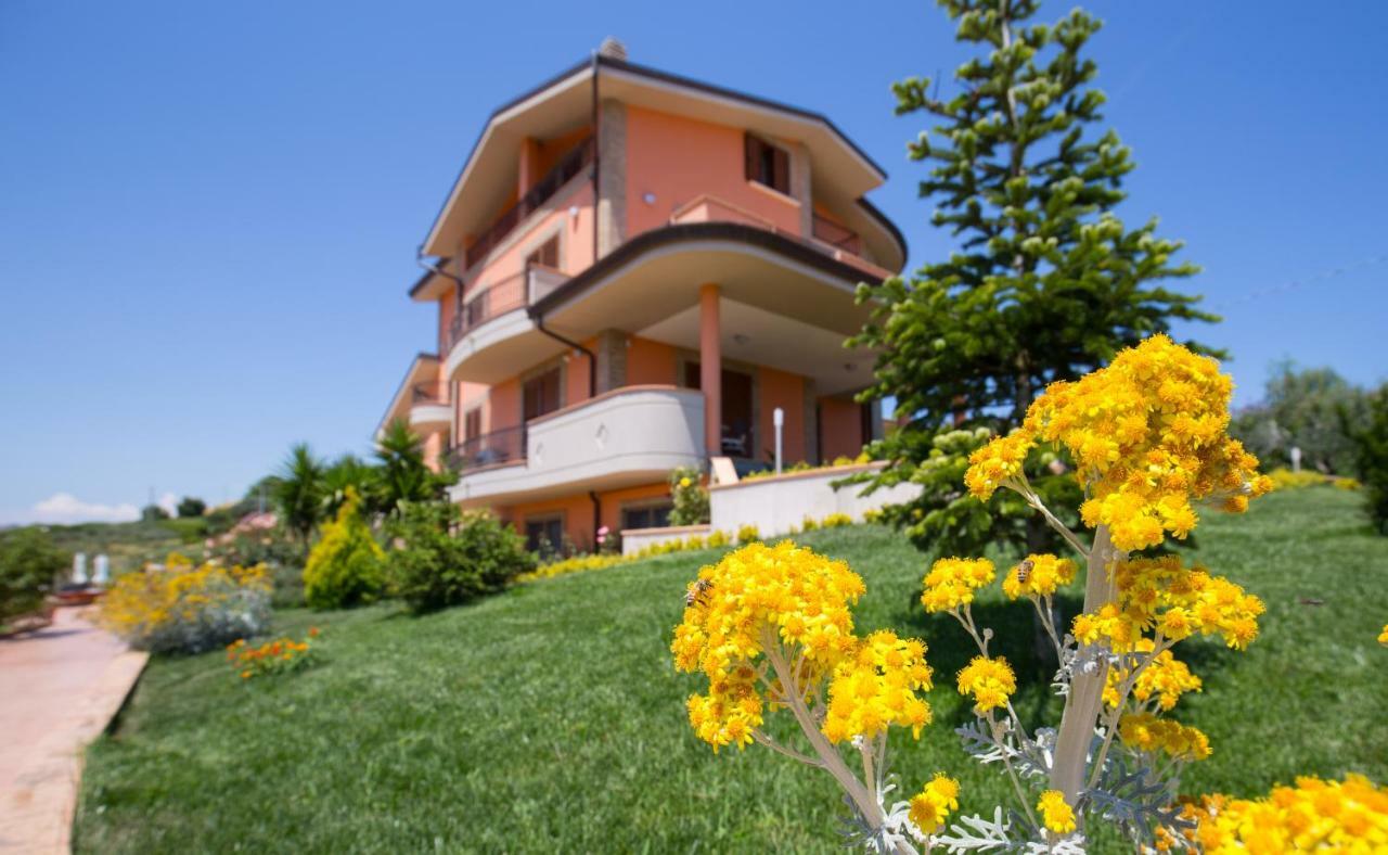 B&B Paradiso Сан-Сальво Экстерьер фото